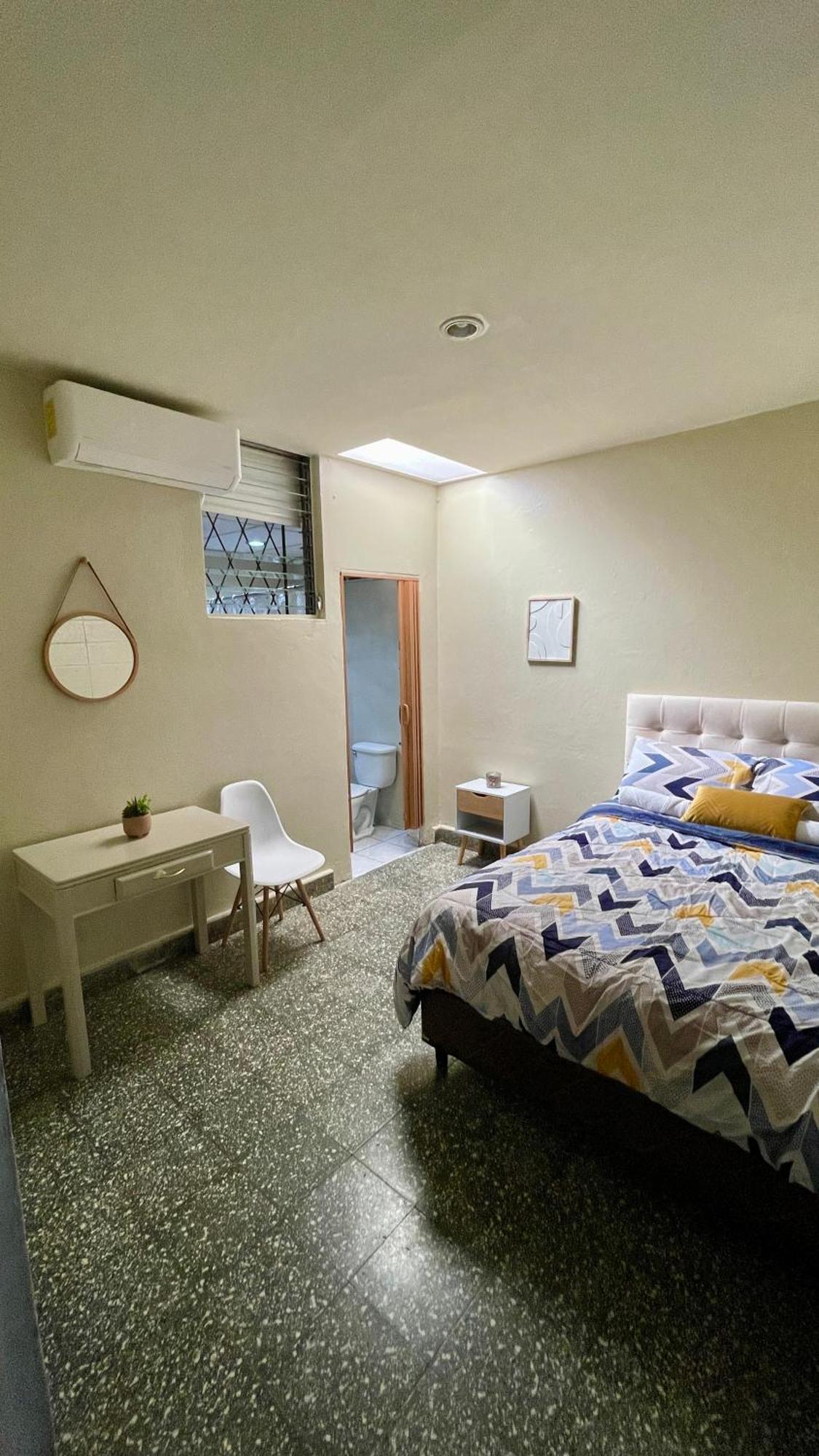 Pensión Lindo Espacio, Comodo Y Centrico